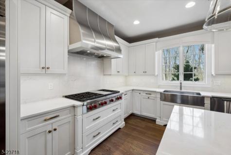 17 Countryside Lane Warren NJ 07059