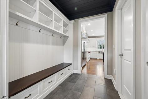 17 Countryside Lane Warren NJ 07059