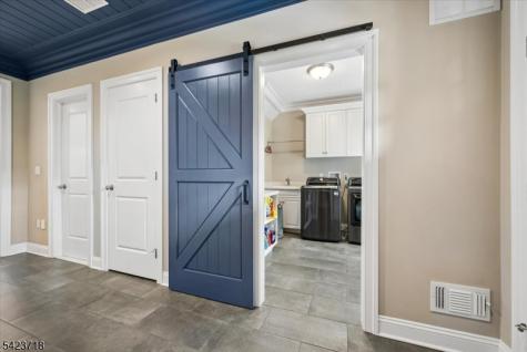 17 Countryside Lane Warren NJ 07059