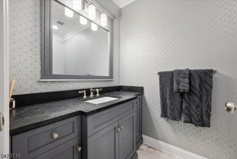 17 Countryside Lane Warren NJ 07059