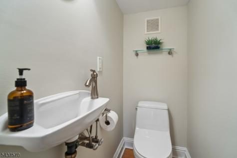 280 Western Drive N. South Orange Village NJ 07079