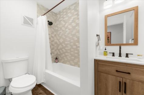 128 Main Street Lebanon NJ 08833