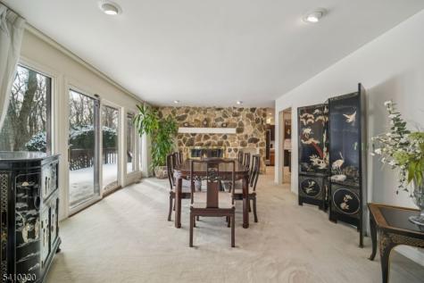137 High Oaks Drive Warren NJ 07059