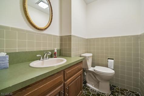 137 High Oaks Drive Warren NJ 07059