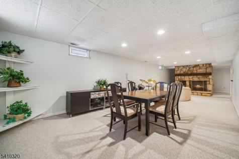 137 High Oaks Drive Warren NJ 07059