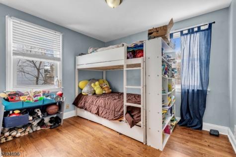 821 Front Street Dunellen NJ 08812