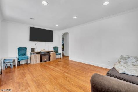 821 Front Street Dunellen NJ 08812