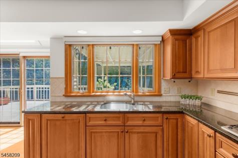 11 Cambridge Drive Clinton NJ 08801