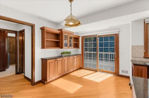 11 Cambridge Drive Clinton NJ 08801