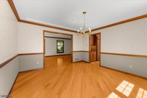 11 Cambridge Drive Clinton NJ 08801