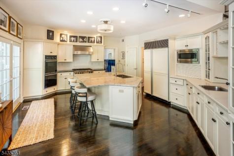 1 Chilton Road Chester NJ 07930