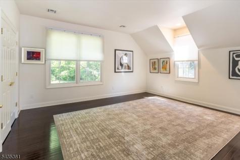 1 Chilton Road Chester NJ 07930