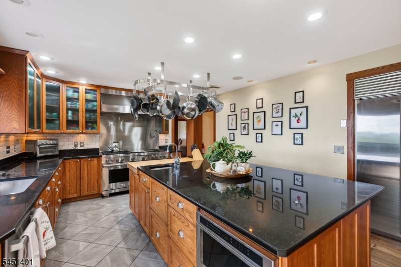 5 Beechwood Road Blairstown NJ 07832