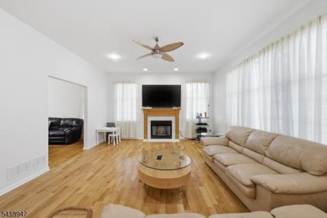 31 Phillip Drive Parsippany-troy Hills NJ 07054