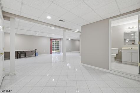 31 Phillip Drive Parsippany-troy Hills NJ 07054