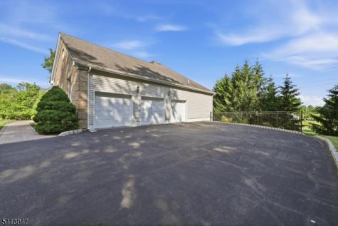 31 Phillip Drive Parsippany-troy Hills NJ 07054