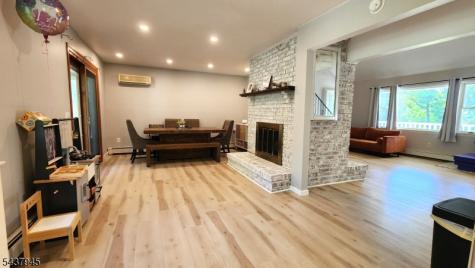 18 Roslyn Road Frankford NJ 07826