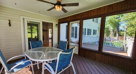 18 Roslyn Road Frankford NJ 07826