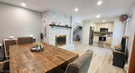 18 Roslyn Road Frankford NJ 07826