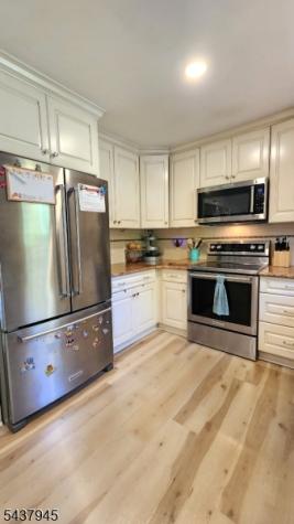 18 Roslyn Road Frankford NJ 07826