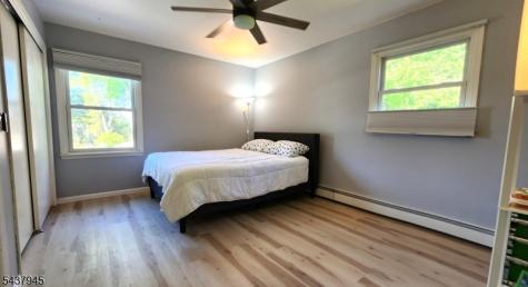 18 Roslyn Road Frankford NJ 07826