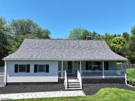 18 Roslyn Road Frankford NJ 07826