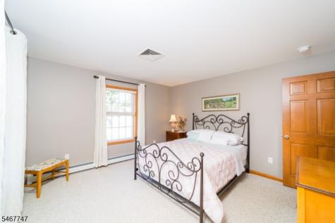33 Budd Street Roxbury NJ 07847
