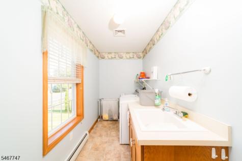 33 Budd Street Roxbury NJ 07847