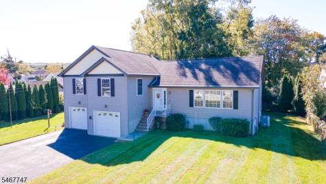 33 Budd Street Roxbury NJ 07847
