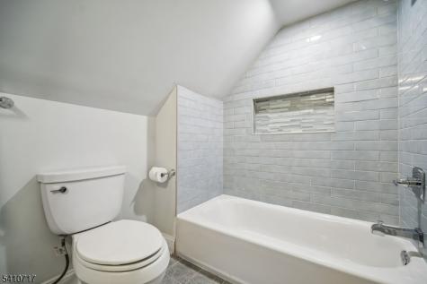 126 Greenbrook Road Green Brook NJ 08812