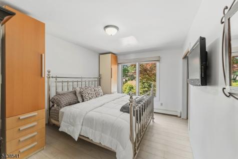 486 Summit Road Mountainside NJ 07092