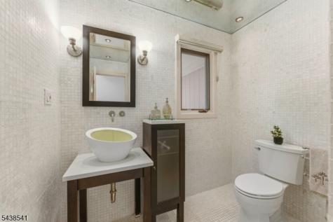 486 Summit Road Mountainside NJ 07092
