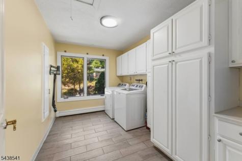 486 Summit Road Mountainside NJ 07092