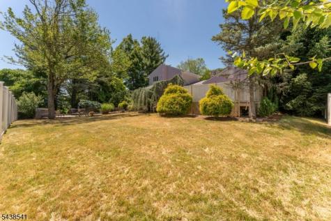 486 Summit Road Mountainside NJ 07092