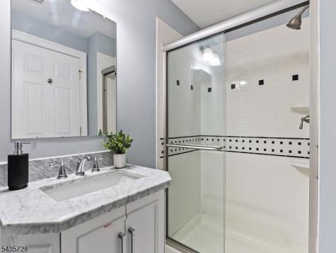 87 Leavitt Lane Princeton NJ 08540