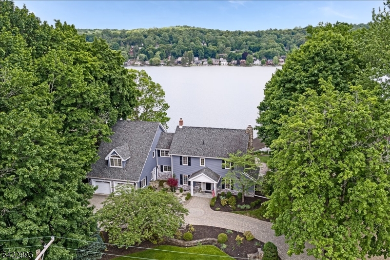 466 W Shore Trail Sparta NJ 07871