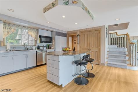 466 W Shore Trail Sparta NJ 07871