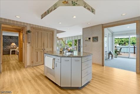 466 W Shore Trail Sparta NJ 07871