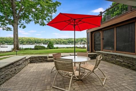 466 W Shore Trail Sparta NJ 07871