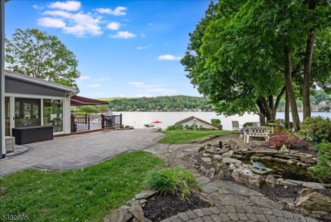 466 W Shore Trail Sparta NJ 07871
