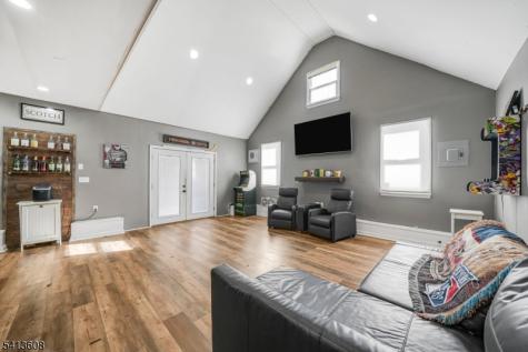 15 Margaret Drive Montville NJ 07058