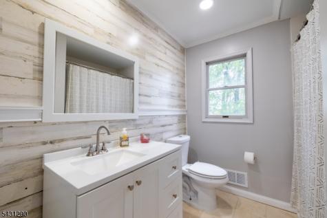 72 Orben Drive Roxbury NJ 07850