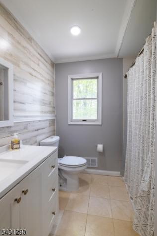 72 Orben Drive Roxbury NJ 07850
