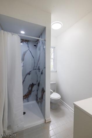 72 Orben Drive Roxbury NJ 07850