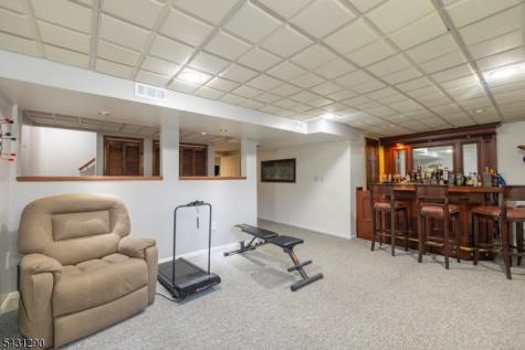 72 Orben Drive Roxbury NJ 07850