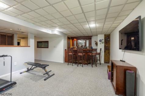 72 Orben Drive Roxbury NJ 07850