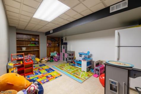 72 Orben Drive Roxbury NJ 07850