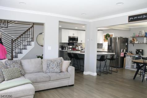 72 Orben Drive Roxbury NJ 07850
