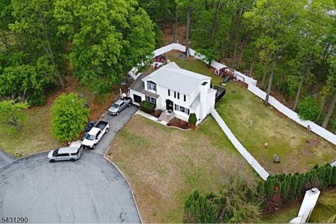 72 Orben Drive Roxbury NJ 07850