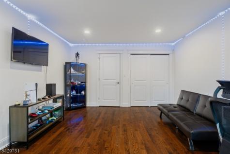 56 Beechwood Place Watchung NJ 07069